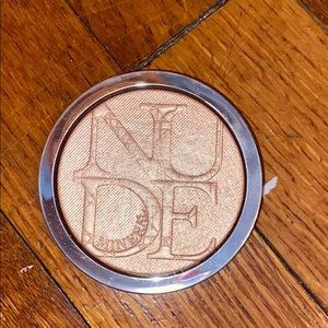 Dior nude highlighter